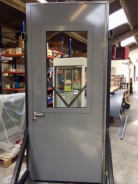 EN 1522 FB6 Half Glazed Door